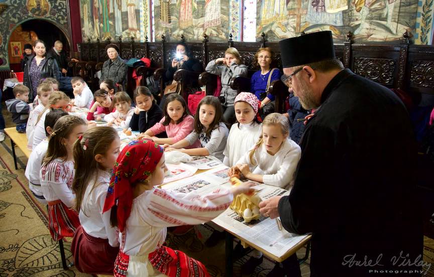 Incondeiere oua rosii 2015